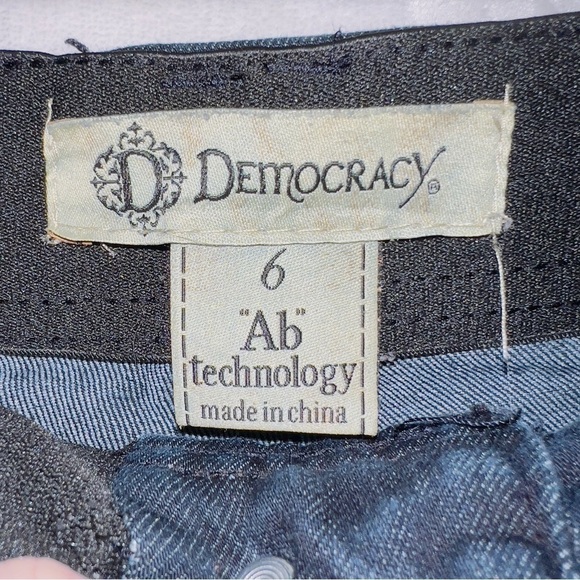 Democracy “Ab” Technology Dark Wash Denim Mid Rise Elastic Waistband Skinny Jean - Picture 4 of 6